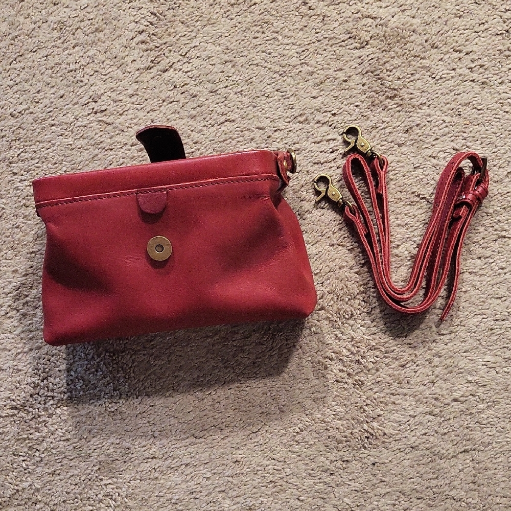 Hinged Loulax Red Leather Women's crossbody